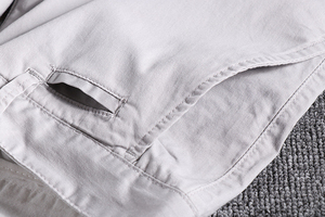 2025 été hommes kaki Shorts usine en gros personnalisé taille moyenne Shorts décontractés Anti-rides non tissé méthode de tissage - Product Image 6