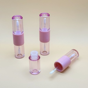 Bán Buôn 2-Trong-1 Lip Gloss Chai Rose Gold <span class=keywords><strong>Cap</strong></span> Rõ Ràng Nhựa Mỹ Phẩm Container Với Dual Bàn Chải Applicator Lipgloss Ống - Product Image 3