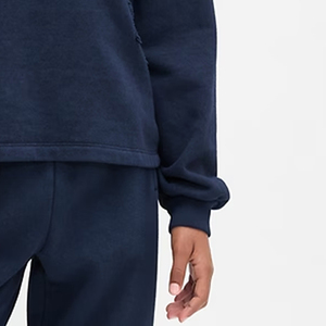 Haut à capuche pour garçons, style uni, avec logo personnalisable, pour un look tendance et élégant, manches longues, 2026 - Product Image 4