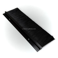 Joint de brosse pour porte de garage en nylon noir de qualité industrielle en forme de H, personnalisable OEM, résistant aux intempéries, profil à 180 degrés en acier galvanisé