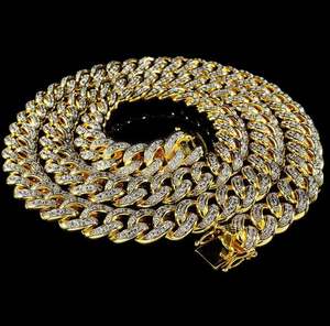 CADENA CUBANA DE DIAMANTE VVS1 Moissanite Miami 13MM EN ORO AMARILLO - Product Image 2