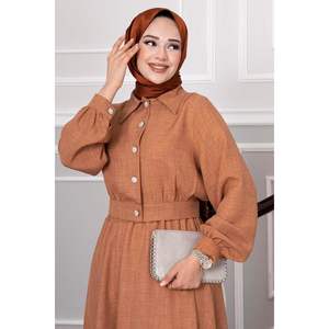 Costume 2 pièces à jupe détaillée avec boutons de pierre Tan - Product Image 4