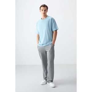 Camiseta Básica para Hombre, 100% Algodón Jersey, Color Azul Claro, Textura Gruesa y Suave, Corte Holgado -88353 - Product Image 3