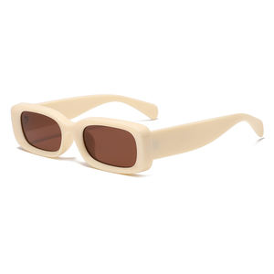 Lunettes de soleil tendance en PC avec logo personnalisé en gros, monture carrée pleine bordure, protection UV400, confortables pour unisexe - Product Image 3