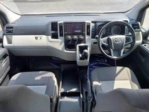 NUOVISSIMO 2025 Hia ce Commuter 2.8L Potenza (250 CV) 4 Cilindri Diesel Trazione Anteriore Trasmissione Manuale Guida a Destra - Product Image 3