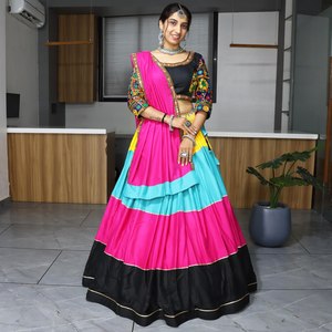 Último diseñador puro rayón algodón Gamthi espejo trabajo Lehenga Choli por FabZone - Product Image 3