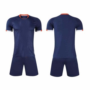 ชุดเครื่องแบบทีมฟุตบอลสำหรับผู้ใหญ่ผ้าโพลีเอสเตอร์กันน้ำแบบกำหนดเองดีไซน์ใหม่ล่าสุด100% - Product Image 4