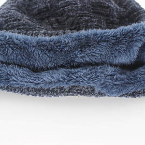 Gorros de Punto para Adultos de Último Estilo Fabricados en Pakistán, Color Liso, Logotipo Personalizado, Tela Común de Alta Calidad, Ajustables - Product Image 5