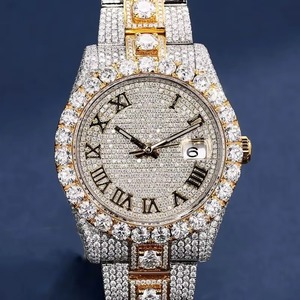 Reloj Analógico de Alta Calidad con Incrustaciones de Diamantes Moissanite Dorados para Ocasiones Especiales, Disponible a un Precio Competitivo desde India - Product Image 1