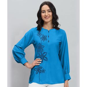 เสื้อท่อนบนผ้าลินินลายดอกไม้ปักลายด้านข้าง KN - Product Image 3