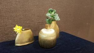 Atractivos jarrones de hierro Arreglos florales de metal Decoración de flores hechas a mano Jarrones de hierro Arreglos florales de metal hechos a mano - Product Image 4