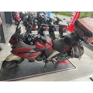 Motocicleta Yamaha Bws de Gasolina, 200-400cc, Roja, Origen Taiwán, Usada, Alto Rendimiento, Modelo de Exportación - Product Image 1