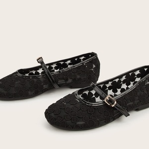 รองเท้าผ้าใบลำลองสไตล์ชนบทสำหรับผู้หญิง ระบายอากาศได้ดี เหมาะสำหรับฤดูร้อน ดีไซน์ธรรมชาติ พื้นหนา - Product Image 1