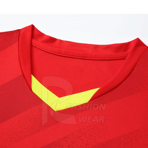 2022ชุดเล่นฟุตบอลของผู้ชายชุดเสื้อเจอร์ซีย์กางเกงขาสั้นแบบแห้งเร็วพิมพ์ชื่อกำหนดเองชุดทีมฟุตบอลขนาดเยาวชนและผู้ใหญ่ - Product Image 2