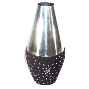 Nuevos jarrones de metal con diseño de lujo, soportes de flores de calidad superior para decoración del hogar, jarrones altos elegantes y modernos en tendencia - Product Image 5