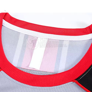 Uniforme de baloncesto al por mayor con ajuste cómodo, material de secado rápido perfecto para partidos, uniforme de baloncesto personalizado - Product Image 5
