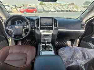 SEDÁN AUTOMÁTICO USADO BARATO 2021-2022 DE 7 CILINDROS, 7 VELOCIDADES, 5 PLAZAS, TRACCIÓN EN LAS CUATRO RUEDAS, ASIENTOS DE CUERO, TECHO SOLAR PANORÁMICO, EMISIÓN EURO IV, CÁMARA DE 360 GRADOS TRASERA - Product Image 5