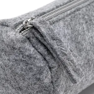 Astuccio Personalizzato in Feltro Riciclato per Gadget, Eleganti Portapenne - Product Image 3