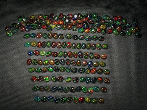 Opal noir naturel en gros, cabochons ovales, pierres précieuses en vrac, approvisionnement constant pour les entreprises de bijouterie, fabricant de pierres précieuses en vrac - Product Image 5