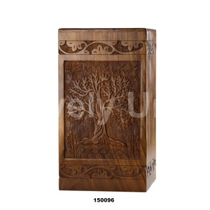 Urna para adultos de cremación de madera con Árbol de la vida grabado para cenizas humanas con bolsa de terciopelo gratis - Product Image 1