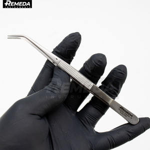 REMEDA London College Pince manuelle pour collège dentaire Pince à épiler en coton pour pansements Mâchoires dentelées et coudées 15cm en acier inoxydable allemand - Product Image 4