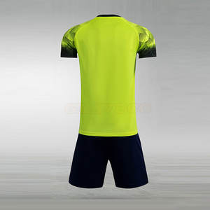 Conjunto de uniforme de fútbol personalizado de alta calidad, ropa de fútbol transpirable de secado rápido, servicio OEM disponible - Product Image 2