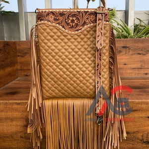 Sac à bandoulière à grandes franges en cuir repoussé à la main en gros direct d'usine sac à bandoulière en cuir de vache à motif de treillis de diamant pour femmes - Product Image 1