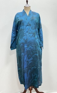 Robe Kimono d'été en Soie Faite Main pour Femme, Col en V, Manches Longues, Double Poches Avant, Taille Unique, Prix de Gros - Product Image 2