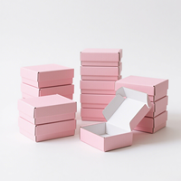 Boîtes postales en carton ondulé personnalisées en gros avec revêtement UV gaufrage 2mm d'épaisseur emballage en carton de papier impression 4C pour chaussettes