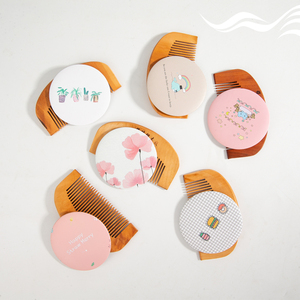 Tailored Custom LOGO Round-Shaped Cosmetic Compact Small Hand Portable Promotional Pocket Makeup <strong>Mirror</strong> <strong>With</strong> Wooden <strong>Comb</strong> <strong>Set</strong> - Product Image 2