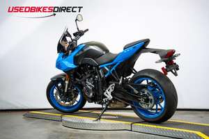 LA MEJOR OFERTA PARA LA GSX-8S 2024, Motor Paralelo de 776cc, Bajo Kilometraje, Como Nueva - Product Image 3