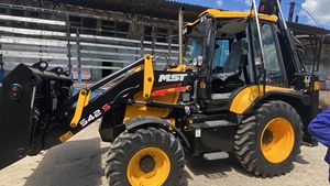 Nueva retroexcavadora MST M542S a la venta - Product Image 3