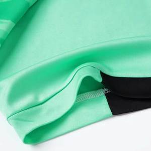 Maillots de football personnalisables pour hommes et garçons Uniformes de football personnalisés en matériau de haute qualité - Product Image 3