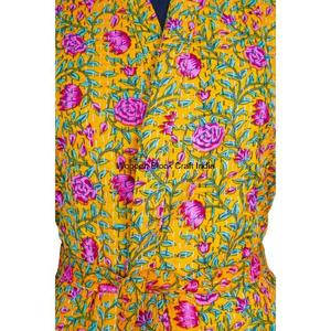 Veste kimono matelassée Kantha faite à la main en Inde pour femmes, coton biologique respirant, réversible, écologique, vêtements de nuit d'hiver longs - Product Image 4
