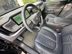 BEST ELECTRIC 2023 RI-VIAN R1S ADVENTURE EDITION QUAD-MOTOR AWD GRANDE BATTERIE PRÊT À ÊTRE EXPÉDIÉ - Product Image 3