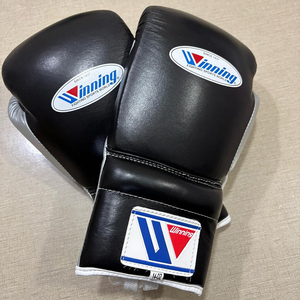 Gants de boxe en cuir de vache pour hommes pour l'entraînement au sparring, les séances d'entraînement en salle de sport et les programmes d'exercices de remise en forme - Product Image 4