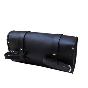 Bolsa de herramientas lateral de horquilla de motocicleta de cuero negro personalizable con componentes de aluminio para equipaje de viaje - Product Image 2