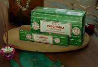 Bâtons d'encens Satya Nag Champa Patchouli 12 paquets Arôme artisanal pour la méditation, la relaxation, le yoga et le nettoyage spirituel