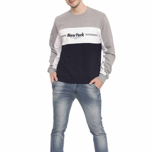 Sudadera de Hombre con Lavado Ácido y Efecto Desgastado, Precio Económico, Calidad Premium, Fabricante Pakistaní, Impresión Puff - Product Image 4