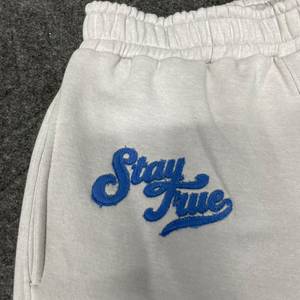 Pantalones Cortos Deportivos para Hombre, Estilo Vintage, Mezcla de Algodón Lavado, Corte Holgado, Logotipo Personalizado Impreso en la Parte Delantera, Cintura Elástica, Estilo Urbano, Talla 6XL - Product Image 5