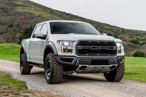 (W&T) PROMOCIÓN Venta de Camioneta Usada Ford F-150 Raptor SuperCrew 2017, 24k Millas, Doble Cabina, 4x4, Camioneta Usada, Auto Usado - Product Image 2