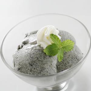 Poudre de sésame noir torréfié Kurogoma, ingrédient pour les boissons et les desserts - Product Image 3