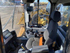 Minicargadora y Retroexcavadora Usada Cat 966 con Motor, Caja de Cambios y Bomba - Product Image 4