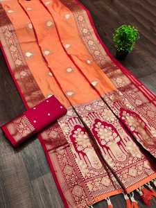 La elegante combinación de seda Khicha suave con Zari puro y Sari tejido es perfecta para el diseño de ropa informal de boda - Product Image 3