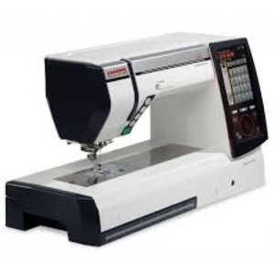 VENTES À PRIX RÉDUIT pour la machine à coudre et à broder Janome Horizon Memory Craft 12000 - Product Image 1