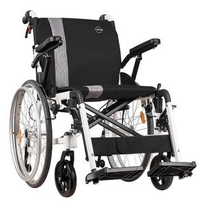 Fauteuil roulant pliable à cadre en acier avec construction durable, coussin confortable, idéal pour une utilisation médicale quotidienne - Product Image 1