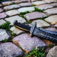 Handgeschmiedetes Damaszener Stahl Bowie-Messer mit Gerader Klinge und Clip-Point, Micarta-Griff für Outdoor, Camping und Jagd