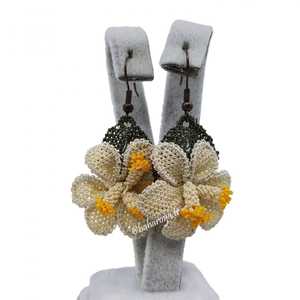 İğne Oyası Zambak Küpe Krem <b>Fashion</b> <b>Earrings</b> - Product Image 1