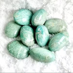 Véritable Amazonite Naturelle Forme Ovale Cristaux de Poche Polis Lisse et Imperméable Mascotte d'Amour Pierres de Palmier Feng Shui - Product Image 4