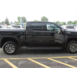 GMC Sierra 1500 T 4 Crew Cab AWD Pickup Automatique 2024 avec caméra arrière, sièges en cuir, jantes en alliage d'aluminium R18, galerie de toit, conduite à gauche - Product Image 5